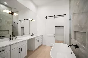 25400 Divot Dr, Bonita Springs, FL 34135 - Photo 21