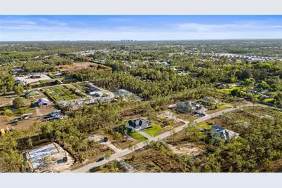 25400 Divot Dr, Bonita Springs, FL 34135 - Photo 39