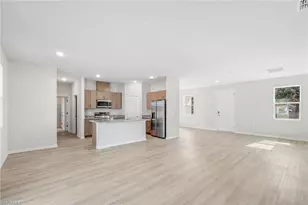 1719 NE 26th St, Cape Coral, FL 33909 - Photo 5