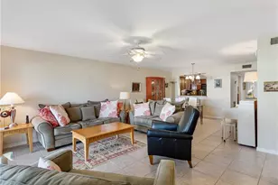 11921 Seabreeze Cove Ln, Fort Myers, FL 33908 - Photo 7