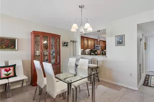 11921 Seabreeze Cove Ln, Fort Myers, FL 33908 - Photo 11