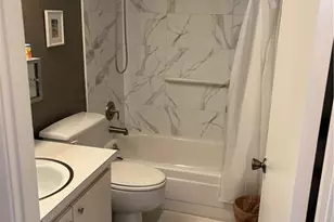 1021 3rd St S, Naples, FL 34102 - Photo 21