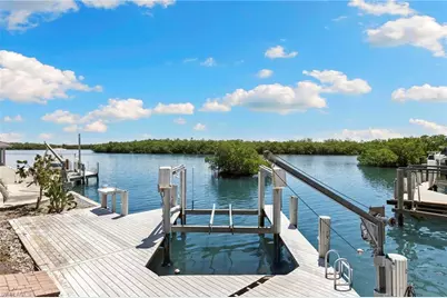 7 Blue Hill Ct, Marco Island, FL 34145 - Photo 43