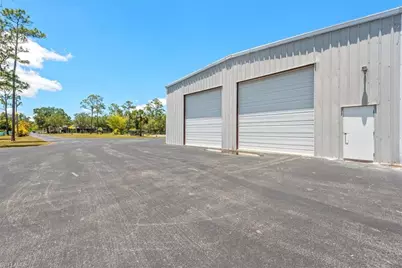 15261 Shamrock Dr, Fort Myers, FL 33912 - Photo 37