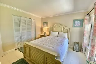 145 Cypress Way E, Naples, FL 34110 - Photo 17