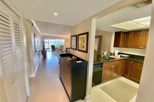 145 Cypress Way E, Naples, FL 34110 - Photo 3