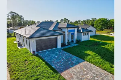 206 Jack Ave N, Lehigh Acres, FL 33971 - Photo 5