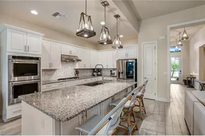 9292 Cayman Dr, Naples, FL 34114 - Photo 5