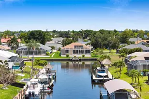 2010 SE 13th Terrace, Cape Coral, FL 33990 - Photo 7