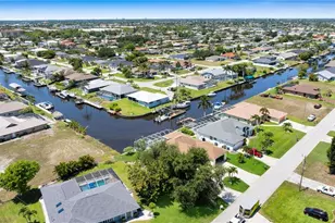 2010 SE 13th Terrace, Cape Coral, FL 33990 - Photo 3