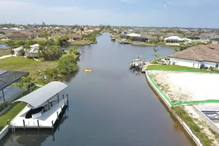 1253 NW 39th Ave, Cape Coral, FL 33993 - Photo 7