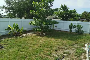 2116 NE 5th Pl, Cape Coral, FL 33909 - Photo 27