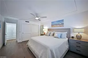 9517 Gulf Shore Dr, Naples, FL 34108 - Photo 7