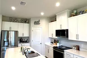 9712 Parrish Glenn, Parrish, FL 34219 - Photo 13