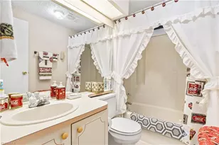 9245 Caloosa Dr, North Fort Myers, FL 33903 - Photo 15