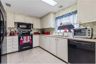 9245 Caloosa Dr, North Fort Myers, FL 33903 - Photo 3