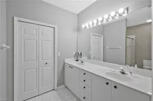 1340 Charleston Square Dr, Naples, FL 34110 - Photo 19