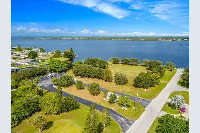 12070 Ashley Ave, Port Charlotte, FL 33981 - Photo 25