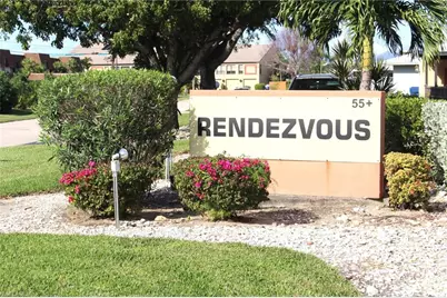 4103 SE 19th Ave #206, Cape Coral, FL 33904 - Photo 3