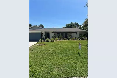 5692 Eichen Cir W, Fort Myers, FL 33919 - Photo 3