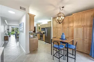 832 Tanbark Dr, Naples, FL 34108 - Photo 5