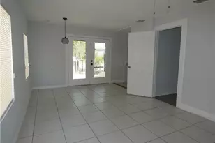 3817 Pearl St, Fort Myers, FL 33916 - Photo 5