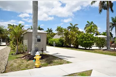 5481 Cypress Trail Resort Cir, Fort Myers, FL 33905 - Photo 3