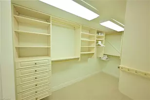 10951 Gulf Shore Dr, Naples, FL 34108 - Photo 15