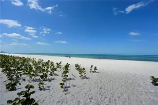 10951 Gulf Shore Dr, Naples, FL 34108 - Photo 25