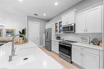 9451 Quarry Dr, Naples, FL 34120 - Photo 7