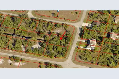 392 Carrillon Ave S, Lehigh Acres, FL 33974 - Photo 3