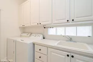 4008 Upolo Ln, Naples, FL 34119 - Photo 11