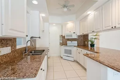 4008 Upolo Ln, Naples, FL 34119 - Photo 5