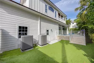 160 3rd St N, Naples, FL 34102 - Photo 47