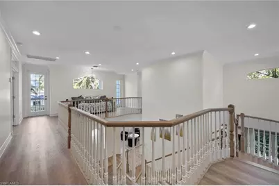 160 3rd St N, Naples, FL 34102 - Photo 23