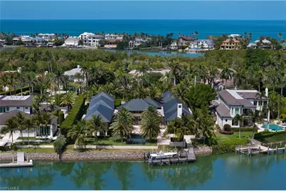 3655 Fort Charles Dr, Naples, FL 34102 - Photo 45