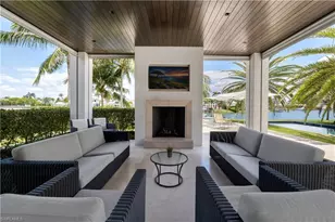 3655 Fort Charles Dr, Naples, FL 34102 - Photo 35