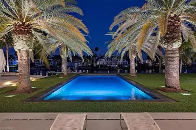 3655 Fort Charles Dr, Naples, FL 34102 - Photo 41