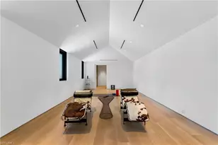 3655 Fort Charles Dr, Naples, FL 34102 - Photo 21