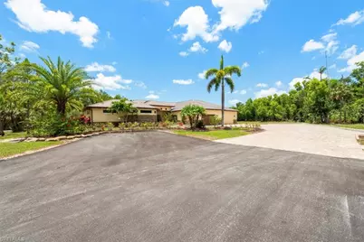 15860 Glendale Ln, Fort Myers, FL 33912 - Photo 5