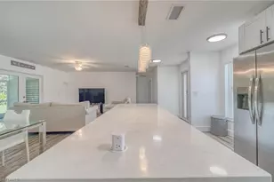 5146 York Ct, Cape Coral, FL 33904 - Photo 7