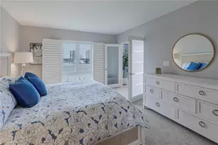 250 Park Shore Dr, Naples, FL 34103 - Photo 15