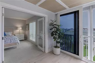 250 Park Shore Dr, Naples, FL 34103 - Photo 11