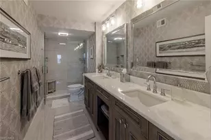 250 Park Shore Dr, Naples, FL 34103 - Photo 13