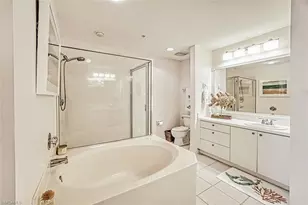 14817 Laguna Dr, Fort Myers, FL 33908 - Photo 25