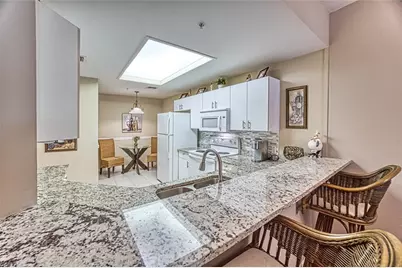 14817 Laguna Dr #102, Fort Myers, FL 33908 - Photo 13