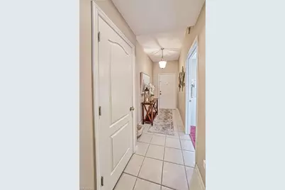 14817 Laguna Dr #102, Fort Myers, FL 33908 - Photo 9