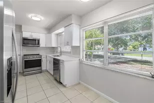 2326 SE 8th Ave, Cape Coral, FL 33990 - Photo 7