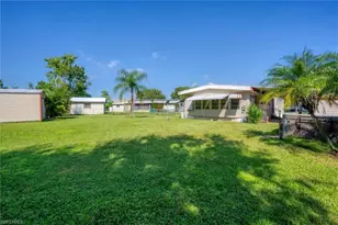 27940 Leatherwood Cir, Punta Gorda, FL 33950 - Photo 33