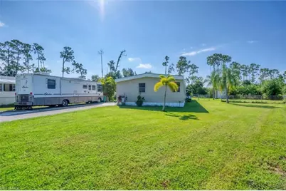 27940 Leatherwood Cir, Punta Gorda, FL 33950 - Photo 39